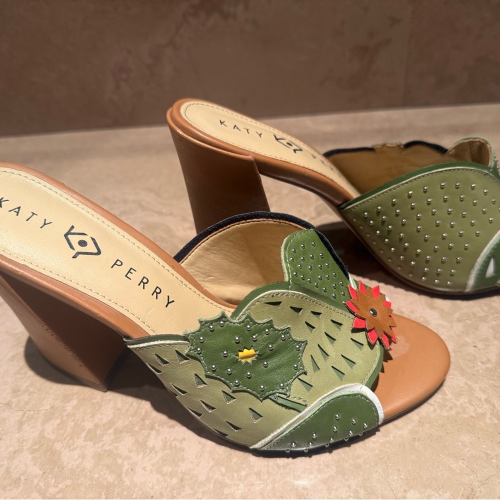 Katy Perry Collections Green and Red Mules with Floral Cutouts - Picture 3 of 9